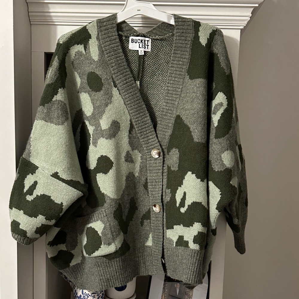 Camouflage Knit Cardigan